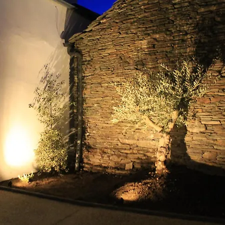 Casas Da Fortaleza Outeiro de Rei