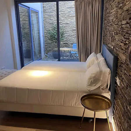 Casas Da Fortaleza Outeiro de Rei